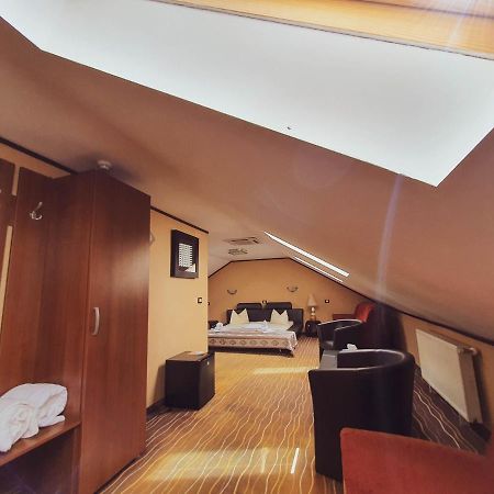 Hotel Belvedere Совата Экстерьер фото