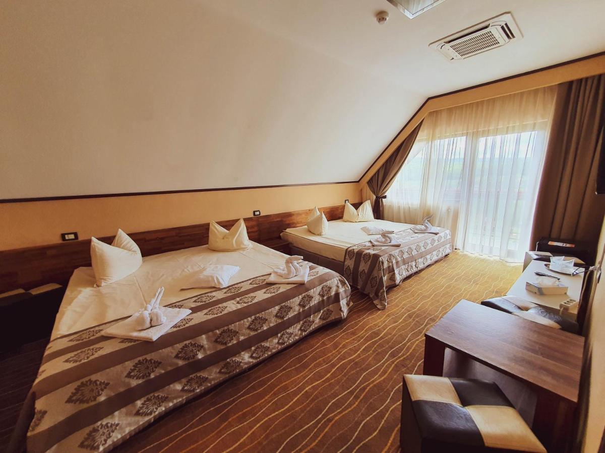 Hotel Belvedere Совата Экстерьер фото