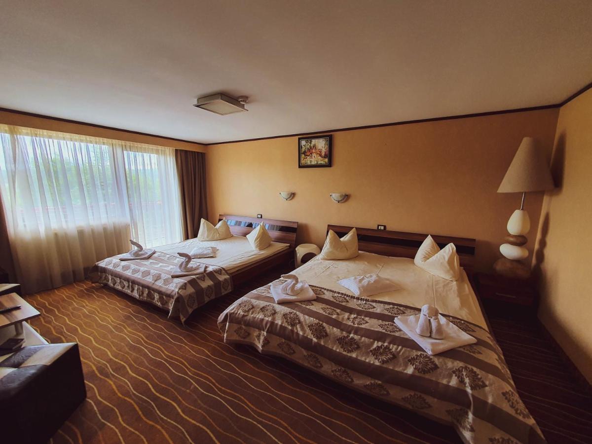Hotel Belvedere Совата Экстерьер фото