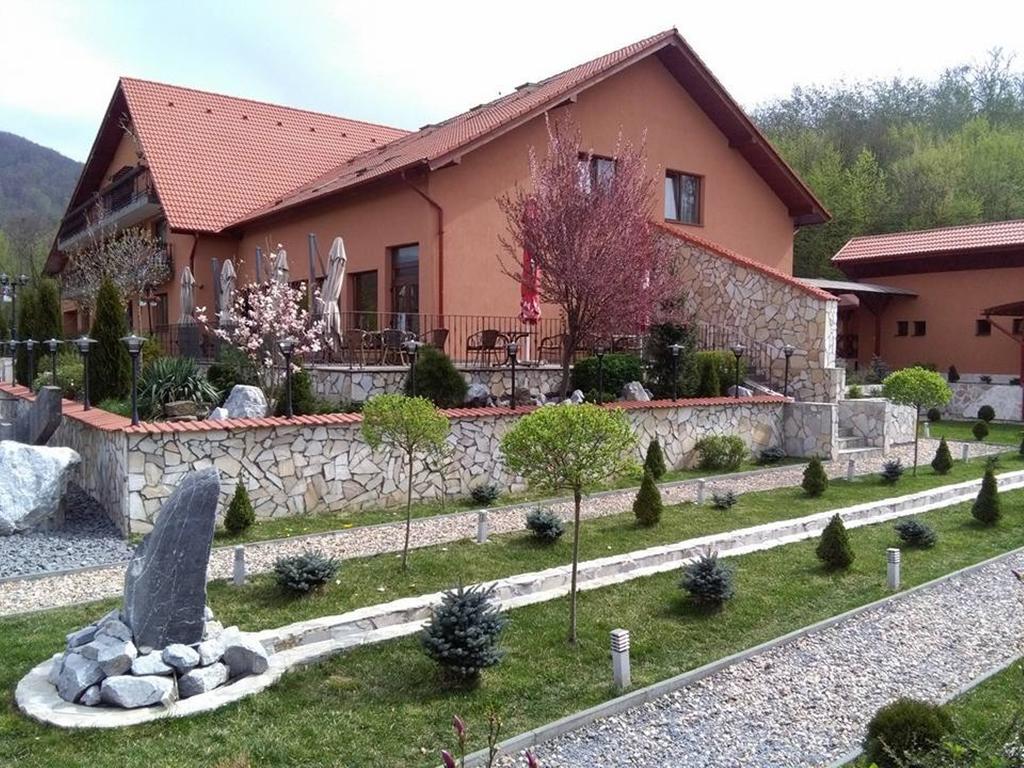 Hotel Belvedere Совата Экстерьер фото